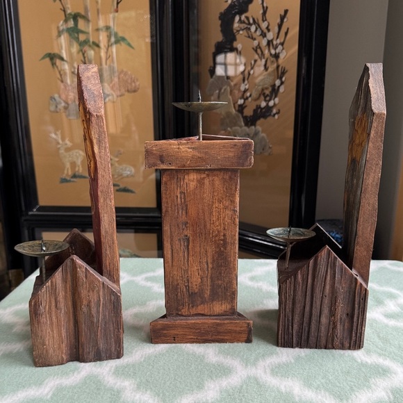 Vintage Rustic Wooden Candle Holders with Buddha and Lotus Design - Picture 7 of 10